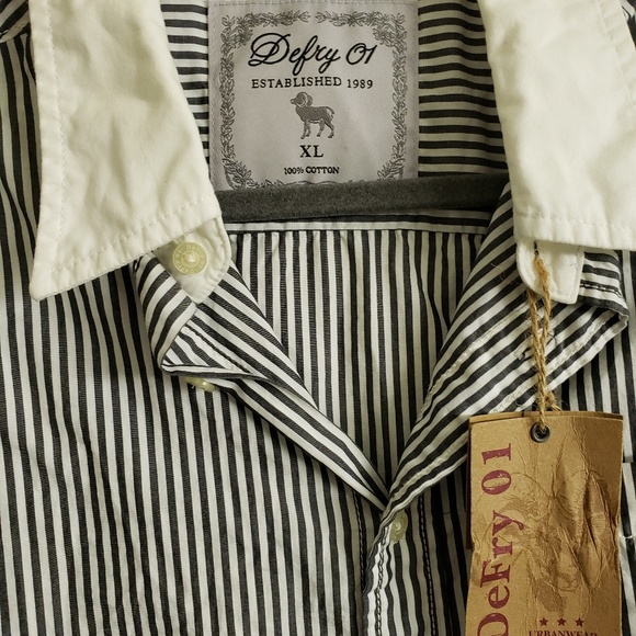 Defry 01 button down shirt - Picture 3 of 3
